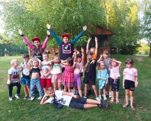 Ігри на свіжому повітрі для малюків та школярів